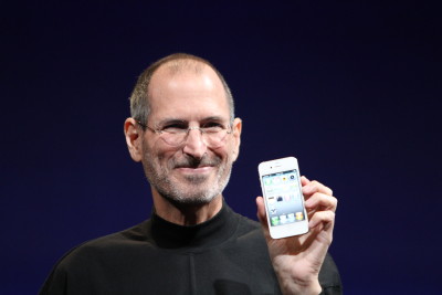 Steve_Jobs_Headshot_2010